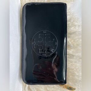 Patent Leather Continental Wallet